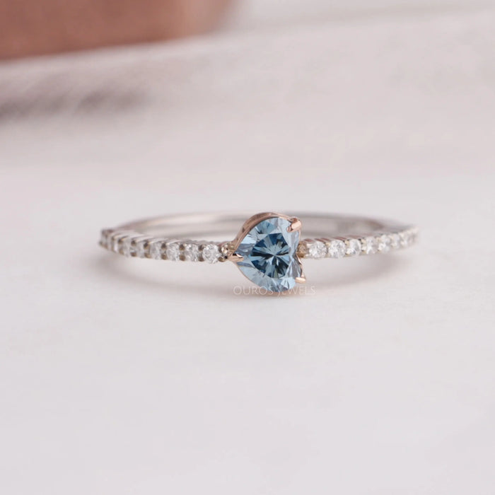 East West heart diamond engagement ring, a ideal ring for proposing your love