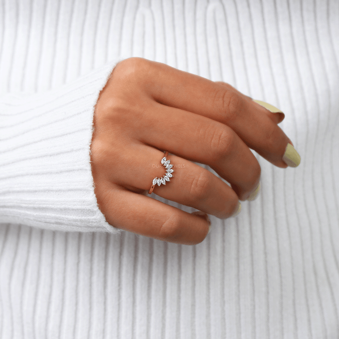 Marquise Diamant Gebogenes Trauring