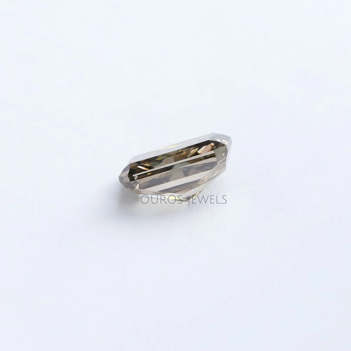 1,65 Karat Oliven Radiant schliff Labor Diamant