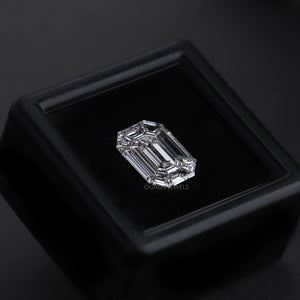 [Side View o Emerald Pie Cut Loose Lab Grown Diamond in a Box]-[Ouros Jewels]