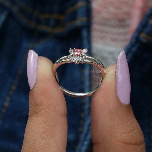 [A Women holding Pink Diamond Cluster Ring]-[Ouros Jewels]