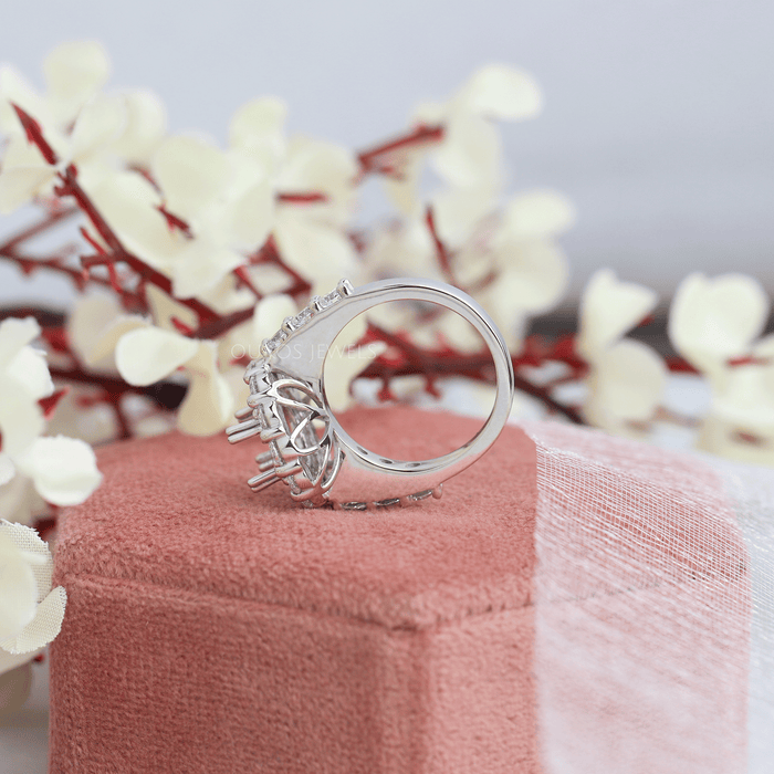 Engagement Ring Without Centre Diamond