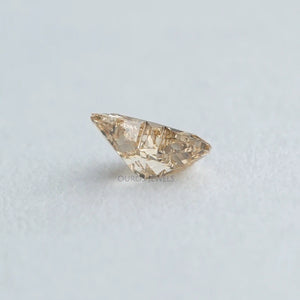 0,40 Karat Fancy Yellow Butterfly Labor-Diamant